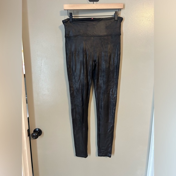 Spanx faux leather shimmer leggings size large - Picture 2 of 4
